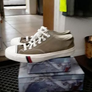 Old school style  Pro Keds